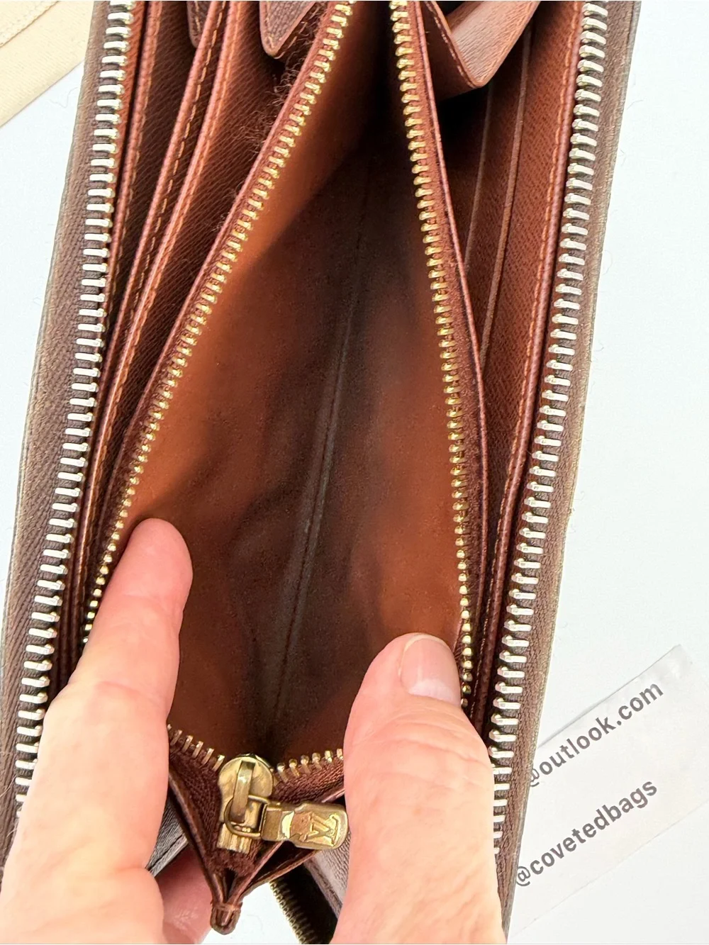 Authentic Louis Vuitton Zippy Monogram Wallet W/Box and Dust Bag Good Condition - Picture 12 of 14